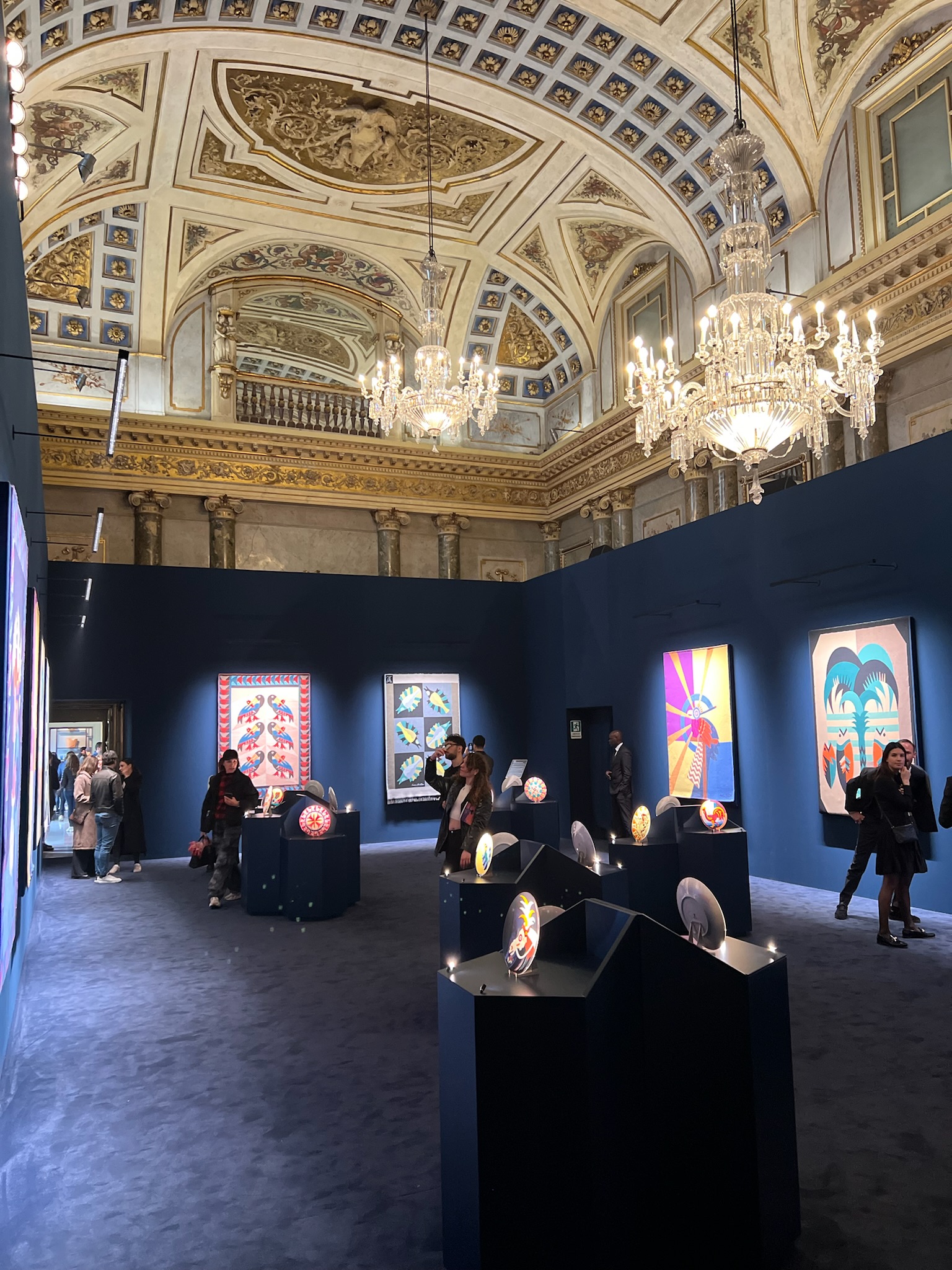 Más Allá de los Iconos: El Arte de Vivir según Louis Vuitton.